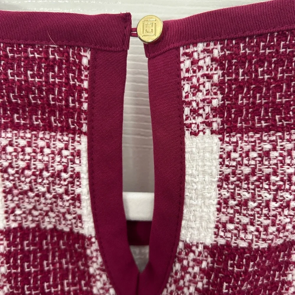 Liz Claiborne Women’s Sleeveless Gingham Tweed Raspberry and White Top - Picture 4 of 6